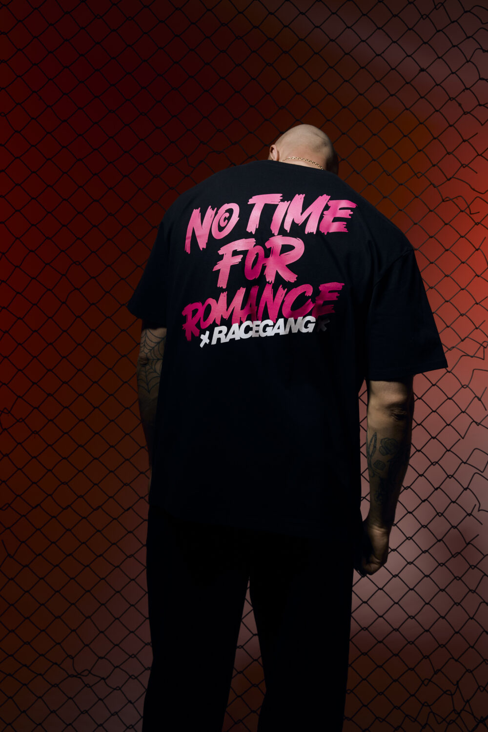 No Time For Romance T-shirt czarny bawełniany z krótkim rękawem